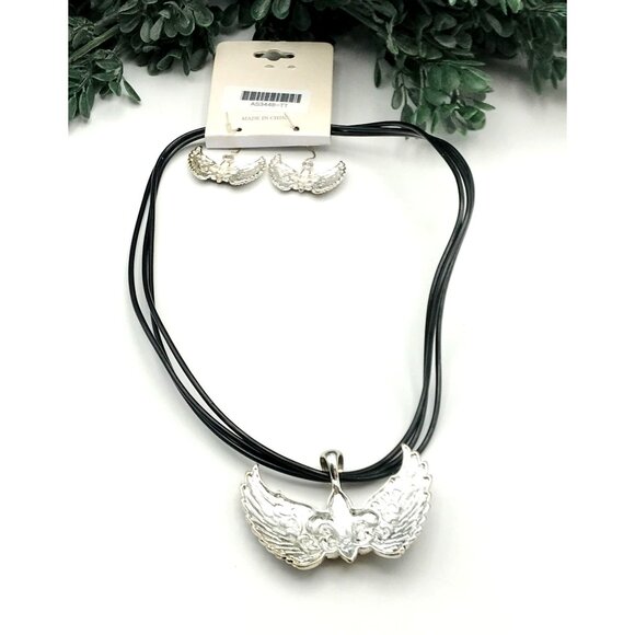 Winged Pendant Necklace & Earring Set With Black Cord & Fleur-De-Lis Design Lead - Picture 5 of 5